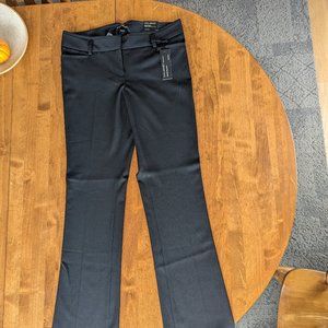 NWT Express Columnist low rise barely boot studio stretch pant in black